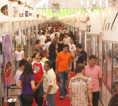2 NOVA SERRANA FEIRA E MODA 001 Sindinova.jpg