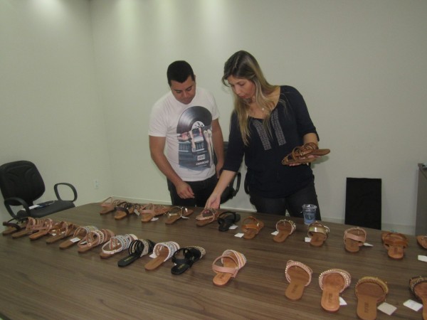 Grupo GAIT em atendimento a fabricante de calçados femininos adulto